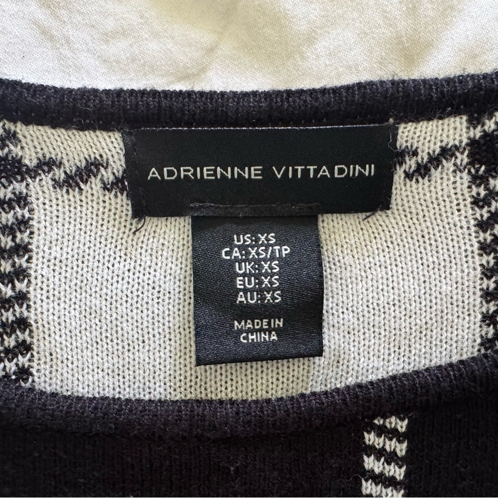 Adrienne Vittadini Grid Pattern Shift Dress – Black/White – Size XS - Picture 10 of 11